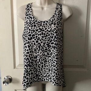 Razor back cheetah print top